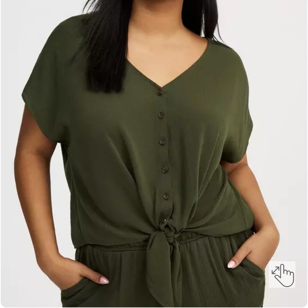 Torri Olive Green Tie-Front Top size 5